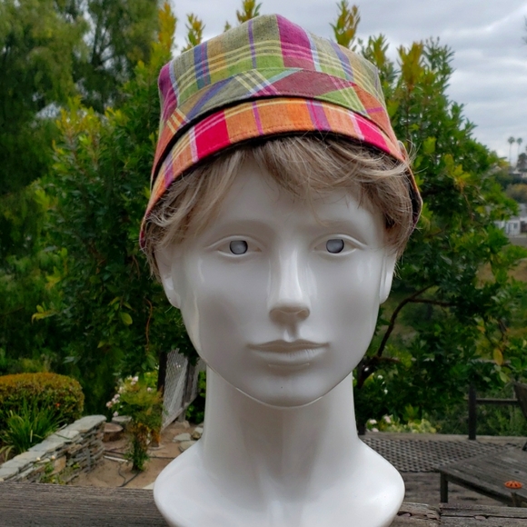 San Diego Hat Company Accessories - Host Pick 🎉🎉🎉 SAN DIEGO HAT COMPANY Plaid/Reversible Cloche Hat NWOT